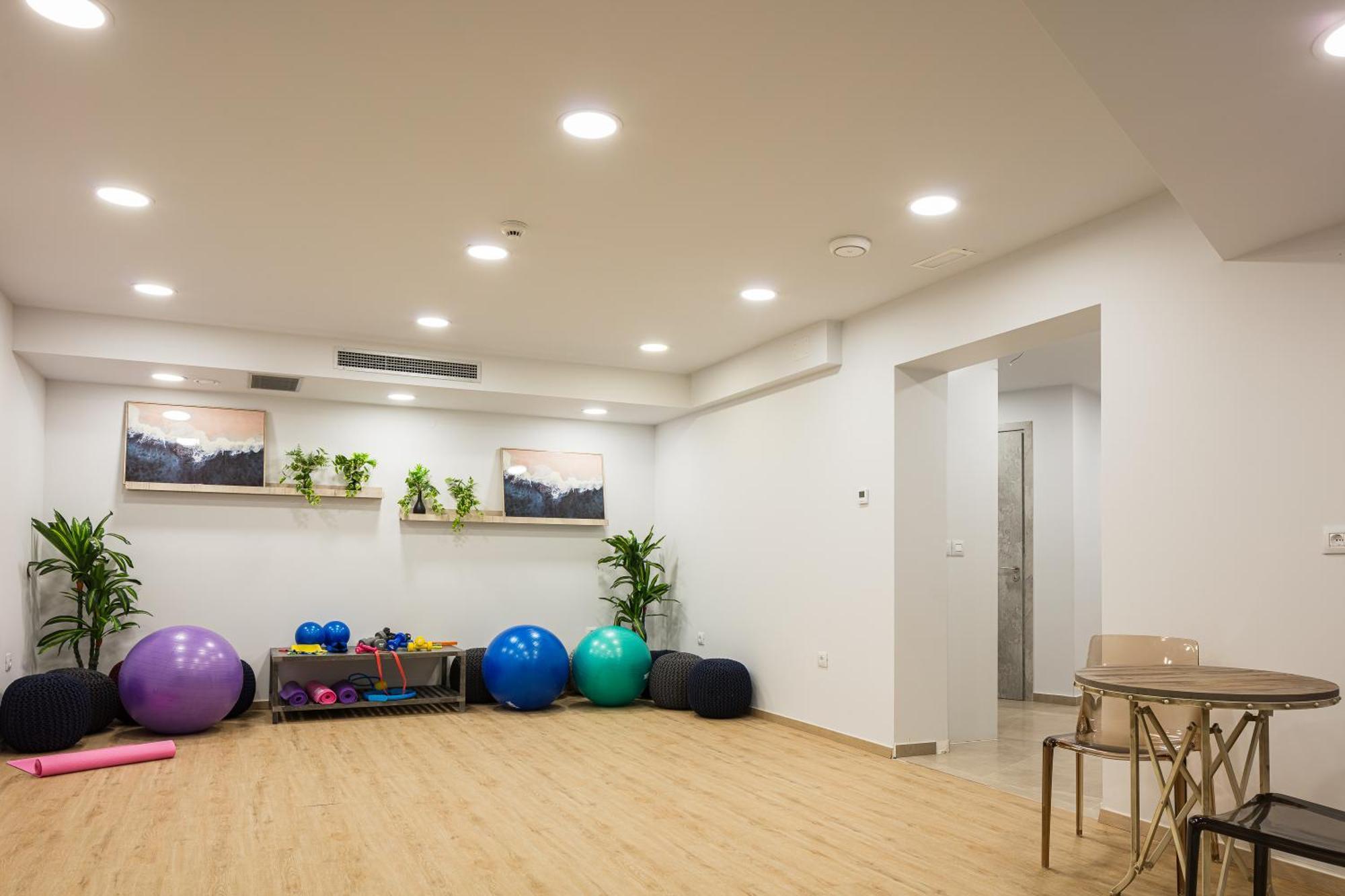העיירה רתימנו Lines Concept Accommodation מראה חיצוני תמונה